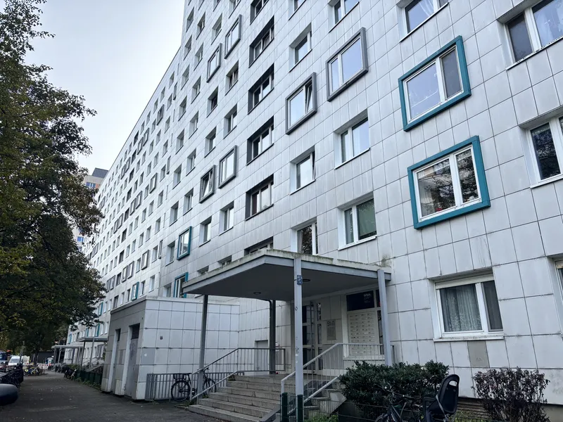 MIT WBS160-220! 1-Zimmer-Wohnung in Friedrichshain — photo 1
